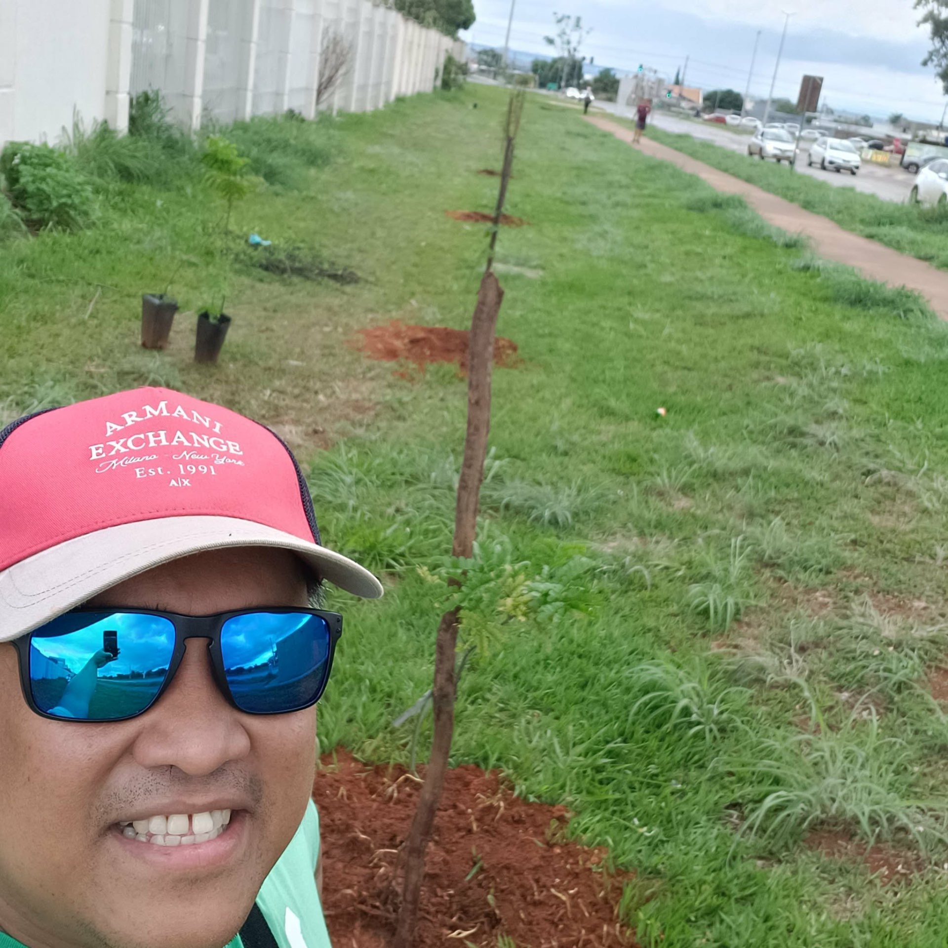 Native Tree Planting in São Sebastião, Federal District — photo 2